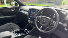 Volvo XC40 2.0 B3P Plus Dark 5dr Auto Petrol Estate